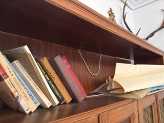 Mueble antiguo madera y cristal