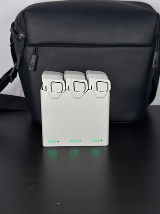 DJI Mini 4 Pro Fly More Combo (RC 2 Pantalla)