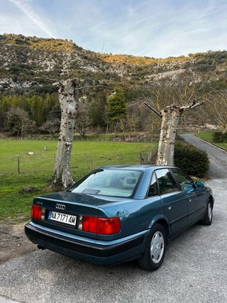 Audi 100 S 2.8 V6 Automático – 174 CV