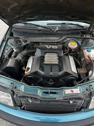 Audi 100 S 2.8 V6 Automático – 174 CV