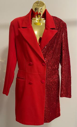 Macacão Pimkie vermelho com lantejoulas