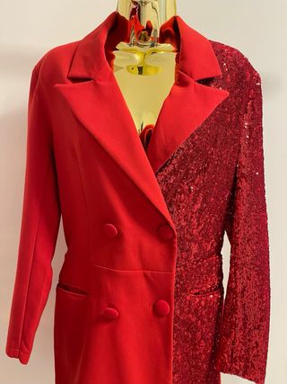 Macacão Pimkie vermelho com lantejoulas