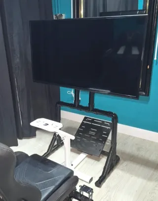 TV Full HD 40 + Soporte para Simulador