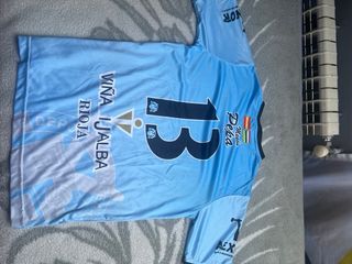 Camiseta Varea Verde y Negra