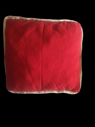 Cojín cuadrado tejido a mano beige