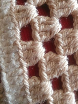 Cojín cuadrado tejido a mano beige