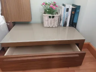 Cabecero cama matrimonio y mesillas madera