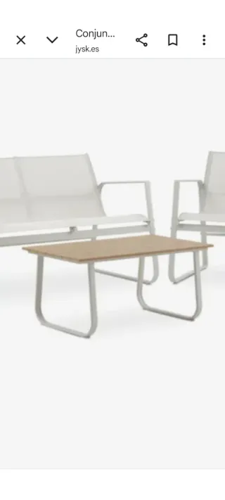 Tavolino piccolo in imitazione di legno e metallo