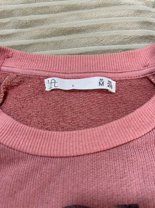 Jersey fino rosa Lefties talla M con mensaje