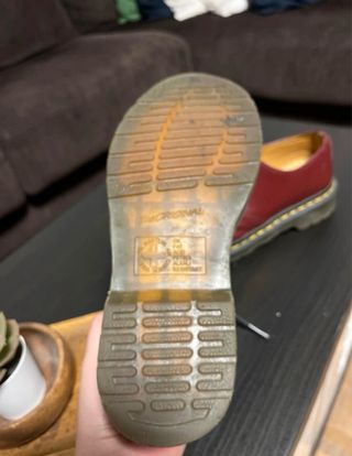 Zapatos Dr. Martens burdeos