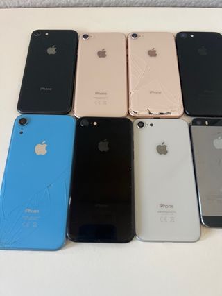 Lotto di 8 iPhone Apple