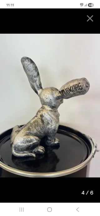 Figura perro Rod Vanmore