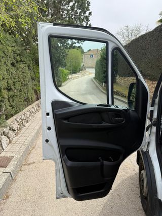 ❗OFERTA MES JUNIO❗ IVECO DAILY 2023 35S16 L4H2 156