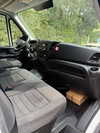 ❗OFERTA MES JUNIO❗ IVECO DAILY 2023 35S16 L4H2 156