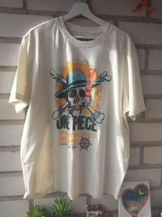 Camiseta hombre One Piece Primark Talla XL