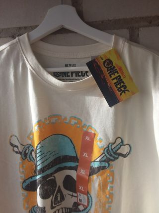 Camiseta hombre One Piece Primark Talla XL