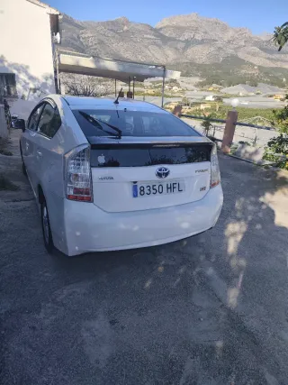 Toyota Prius 2011