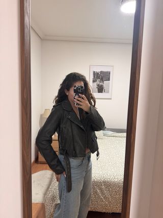 Cazadora cuero mujer negra