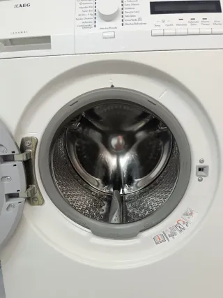 Lavadora AEG 8kg 1200rpm