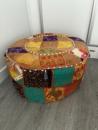 Pouf artigianale etnico patchwork 100€ ciascuno