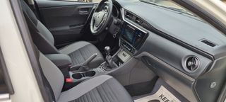 Toyota Auris 1.2T 120cv 2016