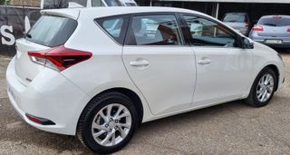 Toyota Auris 1.2T 120cv 2016