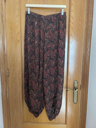 Pantalón Bombacho Paisley Zara