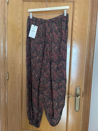 Pantalón Bombacho Paisley Zara