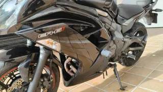 Kawasaki ER6F Negra 25.000 Kms