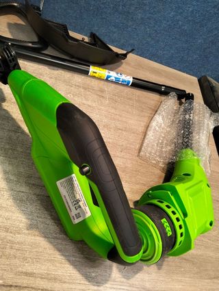 Greenworks G24LT25 Cortabordes a Batería