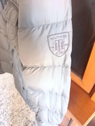 Anorak Tommy Hilfiger Marrón plumas