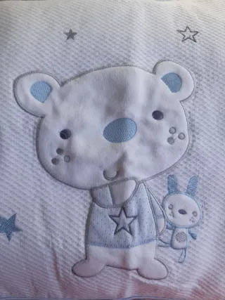 Protector cuna, funda cama y cojín