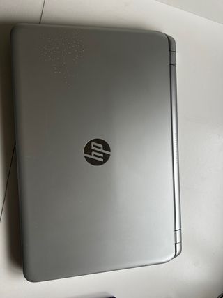 Portátil HP i7 Plata