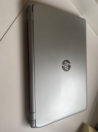 Portátil HP i7 Plata