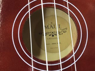 ukelele ... maui sunny 10 soprano