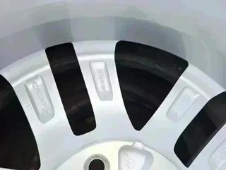 Opel Insignia 2008 - Llanta de 17" nueva u.1