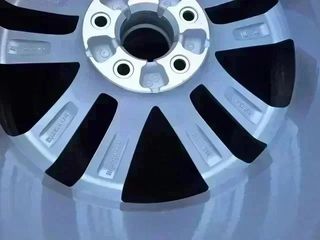 Opel Insignia 2008 - Llanta de 17" nueva u.1