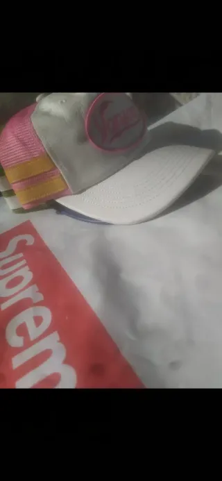 Gorra Supreme x Vans