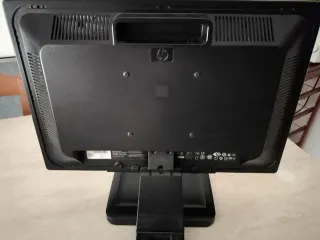 Monitor HP LE1901w 19 pollici VGA 75hz