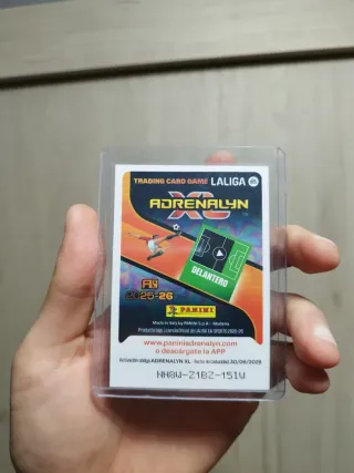 Cromo Panini Oro Puro Miticos Invencible