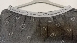 Pijama Mickey Mouse manga larga gris