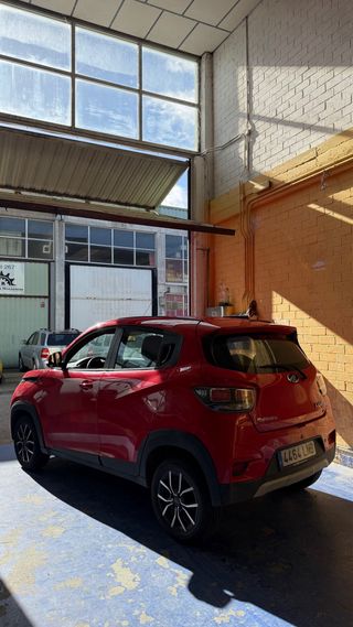 Mahindra KUV100 2021