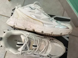 Scarpe Off-White Sneakers Argento Bianco