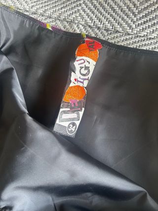 Falda Desigual Talla 34 Negra Multicolor