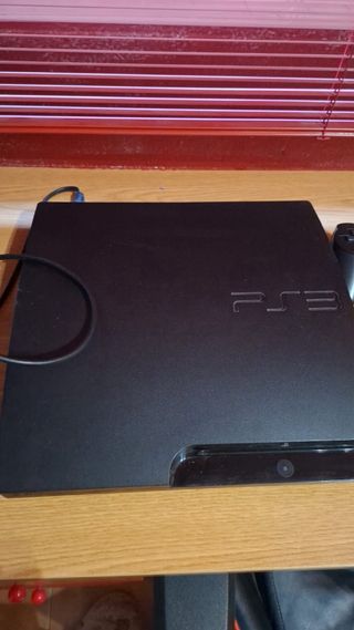 Consola PS3 Negra + 2 Mandos y 4 Juegos