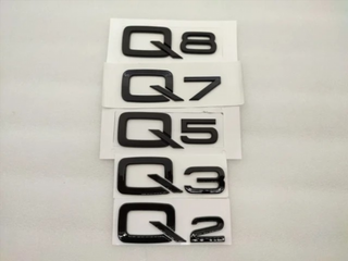 Emblema LOGO AUDI Q3 Q5 Q7 Q8 COLOR NEGRO