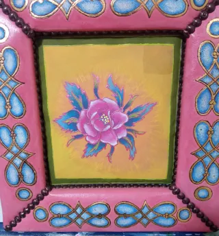 Cuadro Seda Pintada Marco Cuero