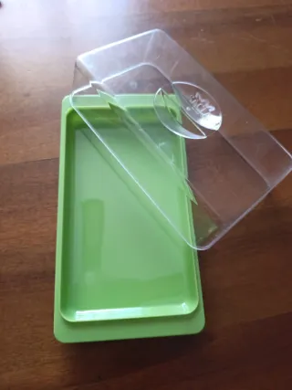 Porta formaggio in plastica