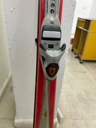 Esquís Dynastar Course con fijaciones