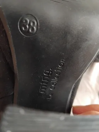 Botas altas negras sin estrenar Talla 38